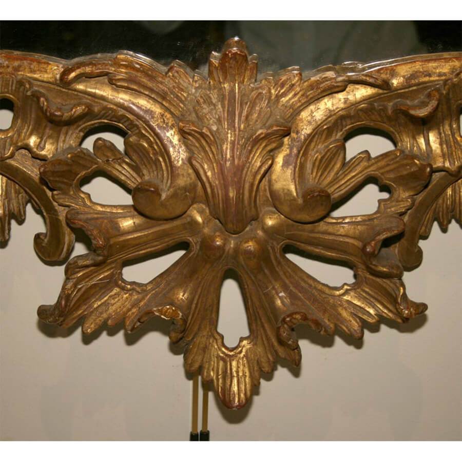 A Very Fine George II Carved Gilt Wood Mirror - English Georgian America