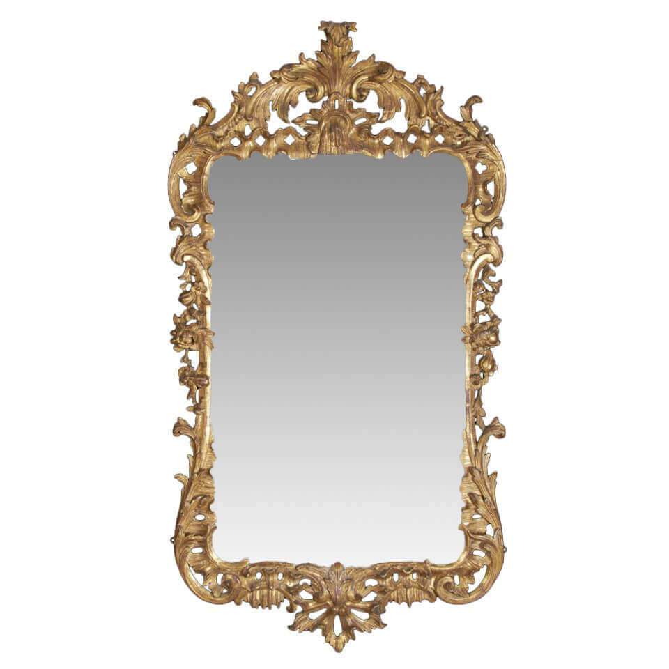 A Very Fine George II Carved Gilt Wood Mirror - English Georgian America