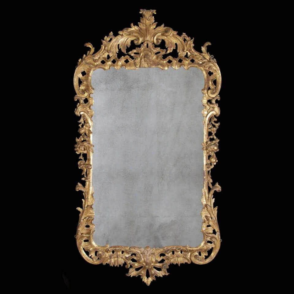 A Very Fine George II Carved Gilt Wood Mirror - English Georgian America