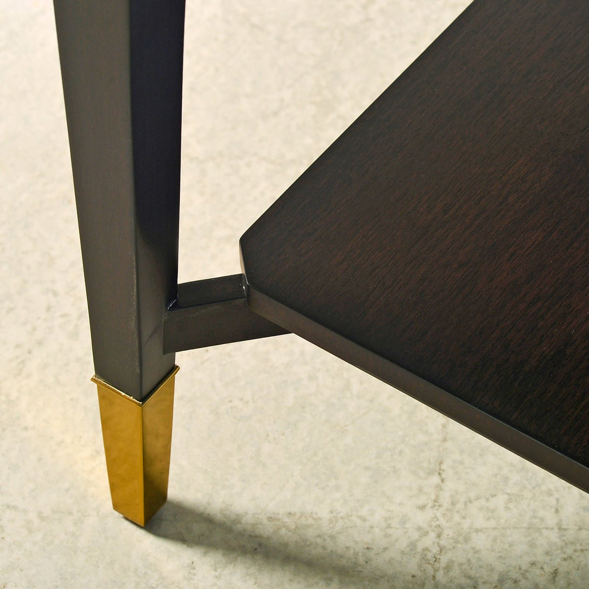 Art Deco Burl Walnut End Table - English Georgian America