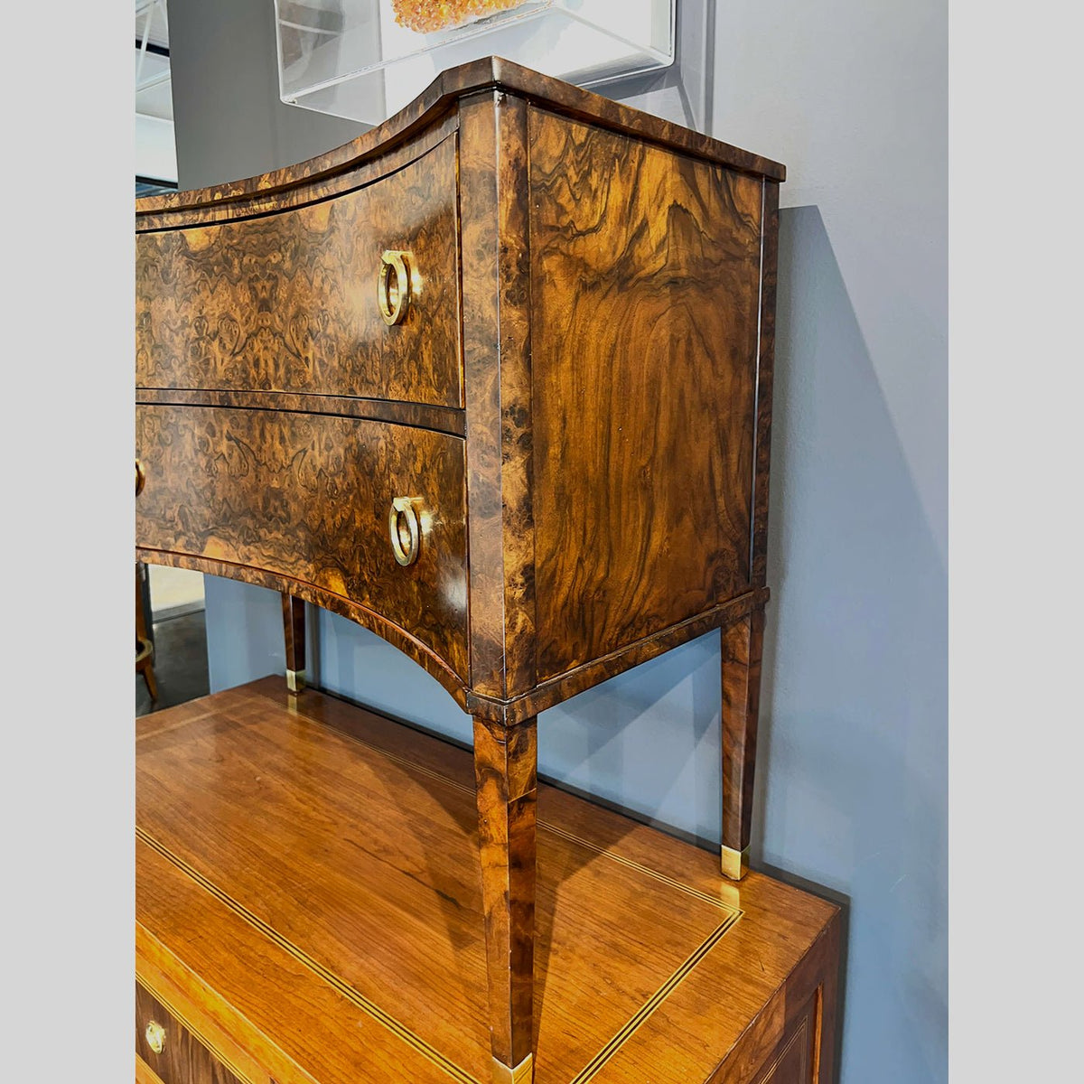 Burl Walnut Chest of Drawers - English Georgian America