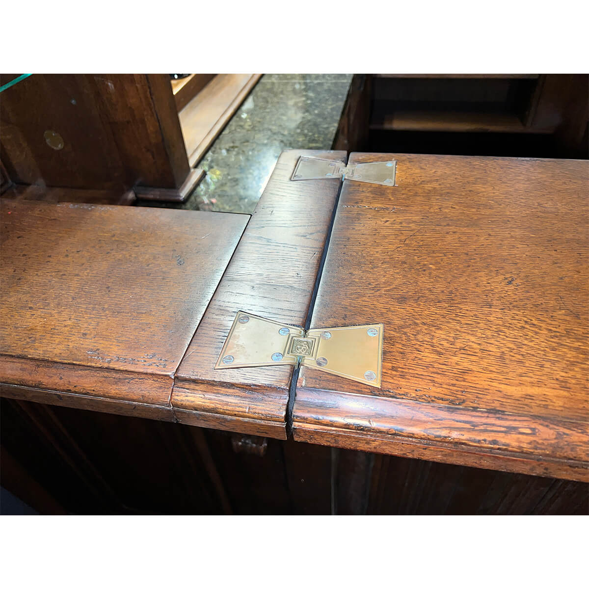 Early English Antique Bar - English Georgian America