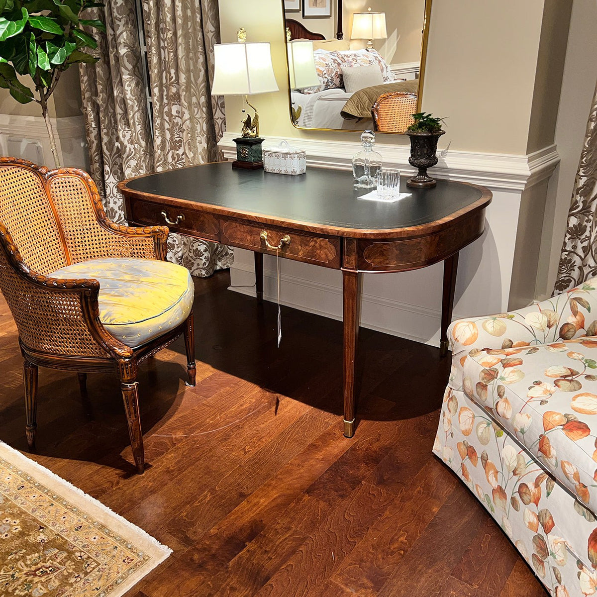 English Leather Top Writing Table - English Georgian America