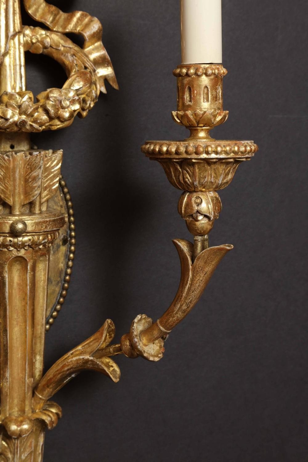 Fine Carved Giltwood Sconces - English Georgian America