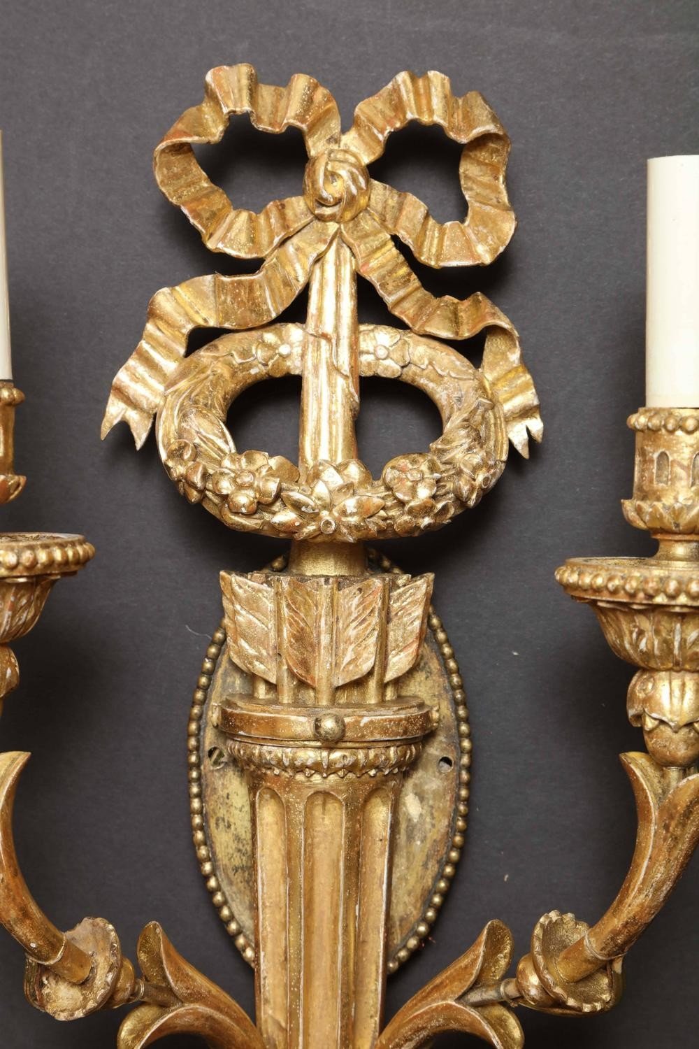 Fine Carved Giltwood Sconces - English Georgian America