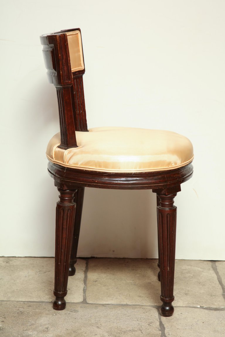 French Dressing Stool - English Georgian America