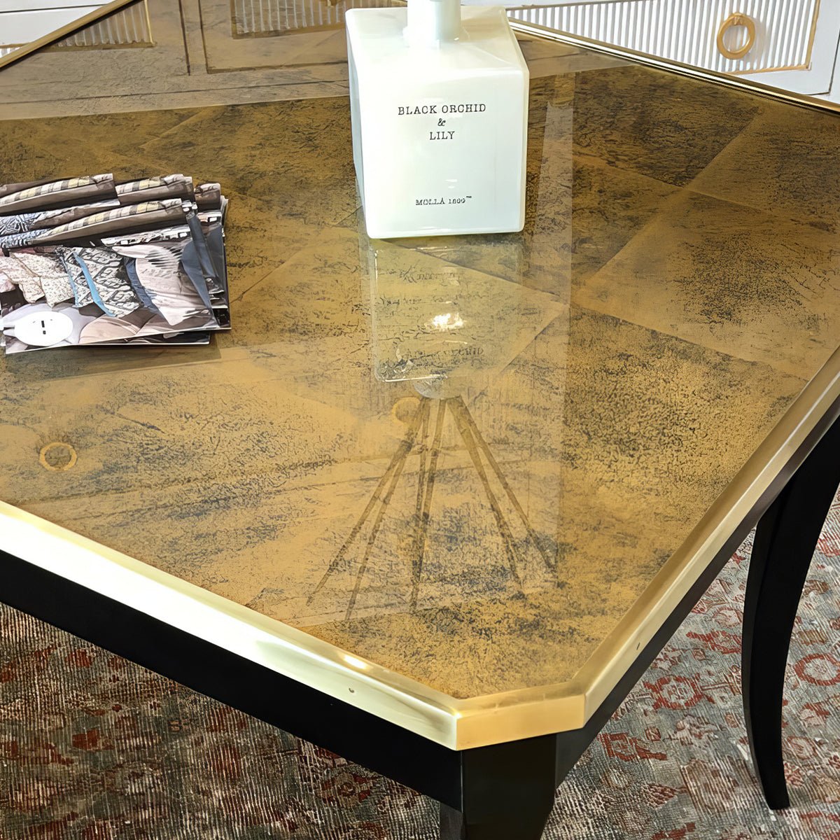French Gold Eglomise End Table - English Georgian America