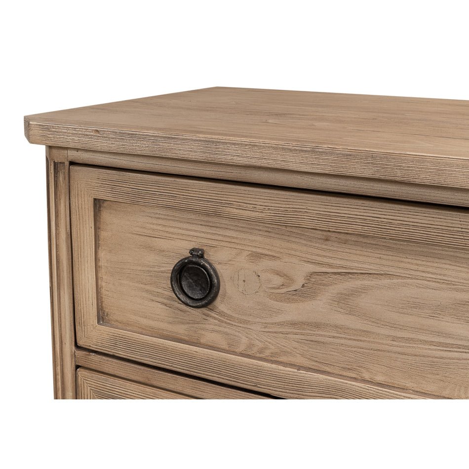 French Light Oak Eight Drawer Dresser - English Georgian America
