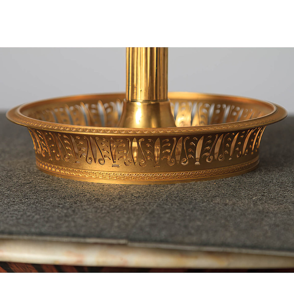 French Louis XVI Bouillotte Lamp - English Georgian America