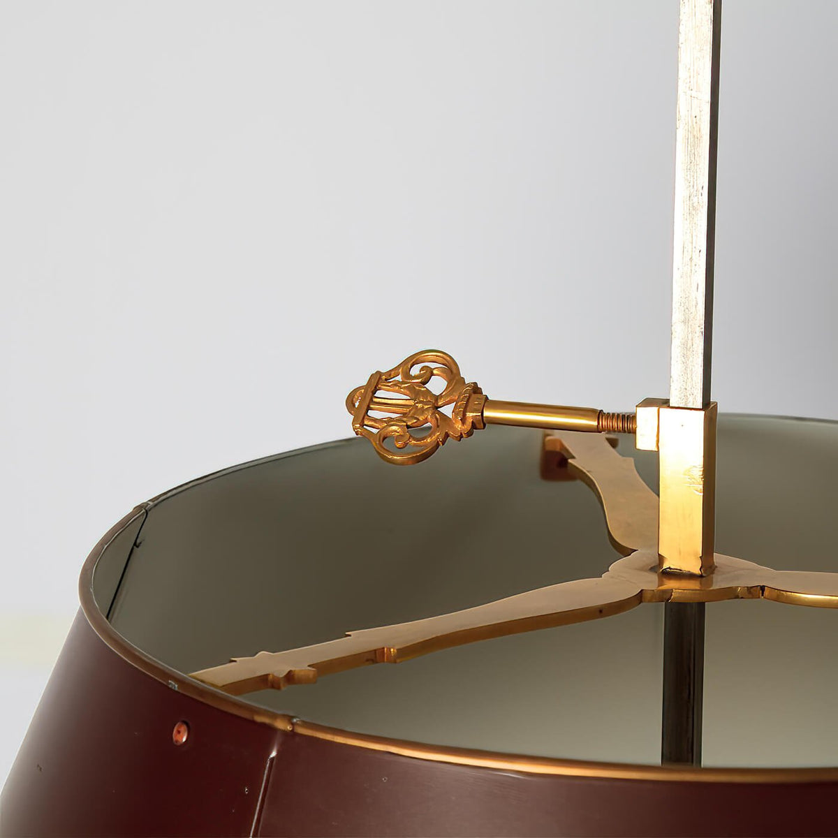 French Louis XVI Bouillotte Lamp - English Georgian America