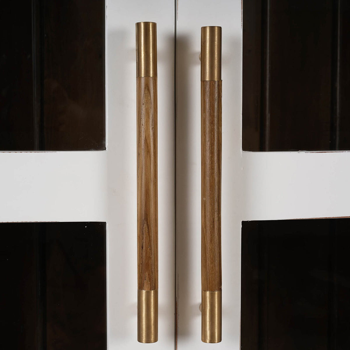 French Provincial Painted Display Cabinet - English Georgian America