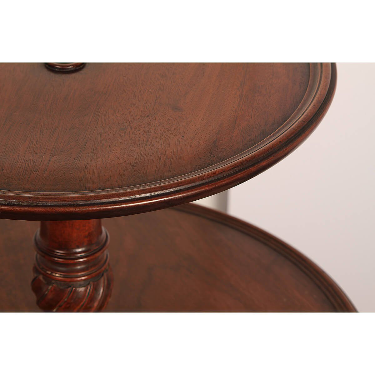 George II Mahogany Dumbwaiter - English Georgian America