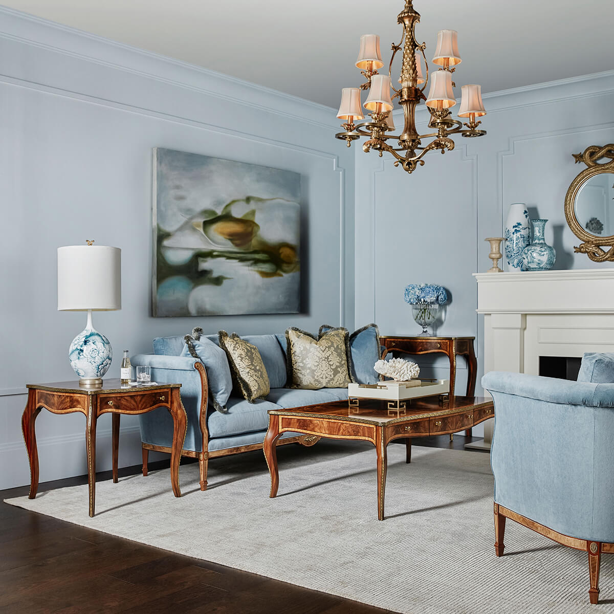 George III Hepplewhite Coffee Table - English Georgian America