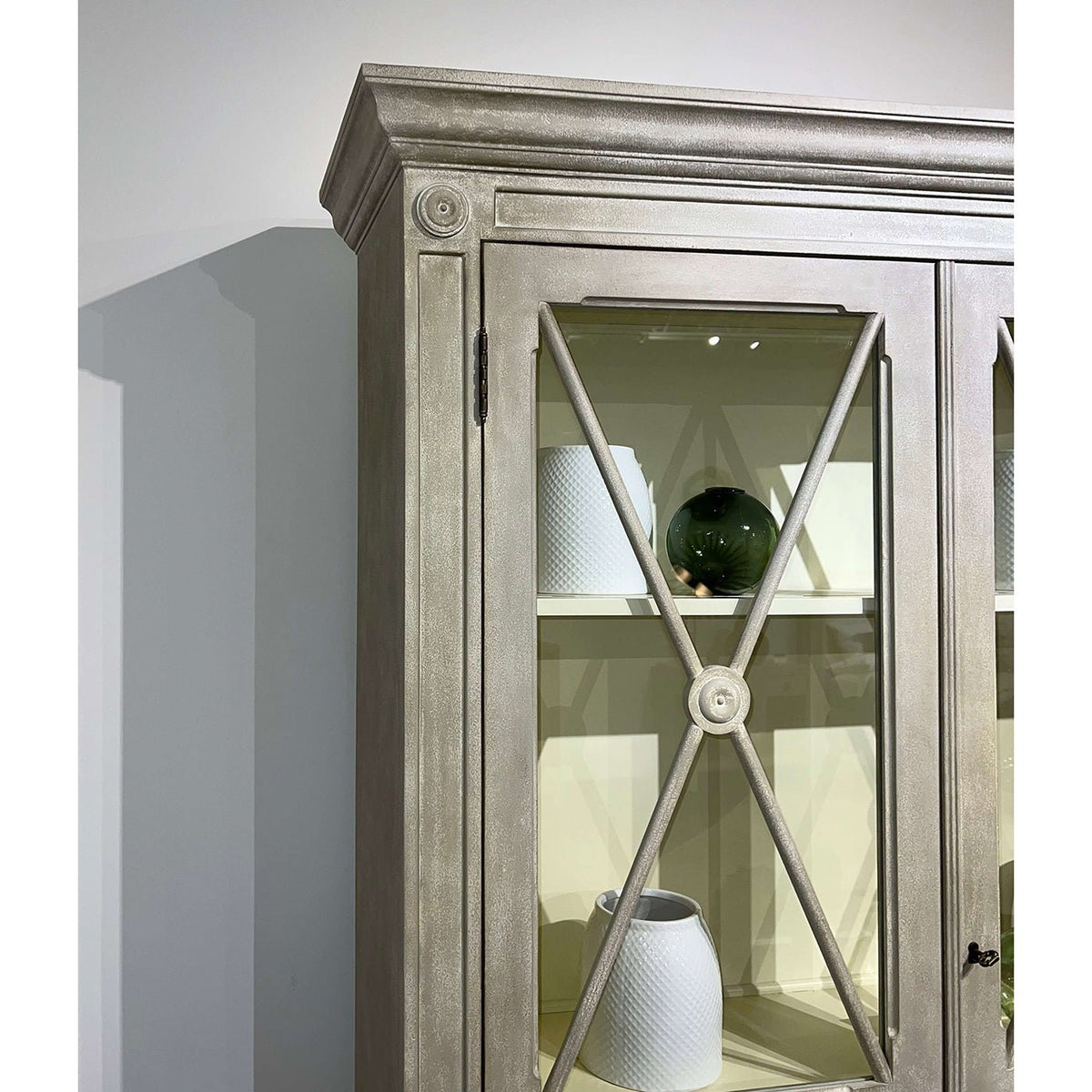 Gustavian Display Cabinet - English Georgian America