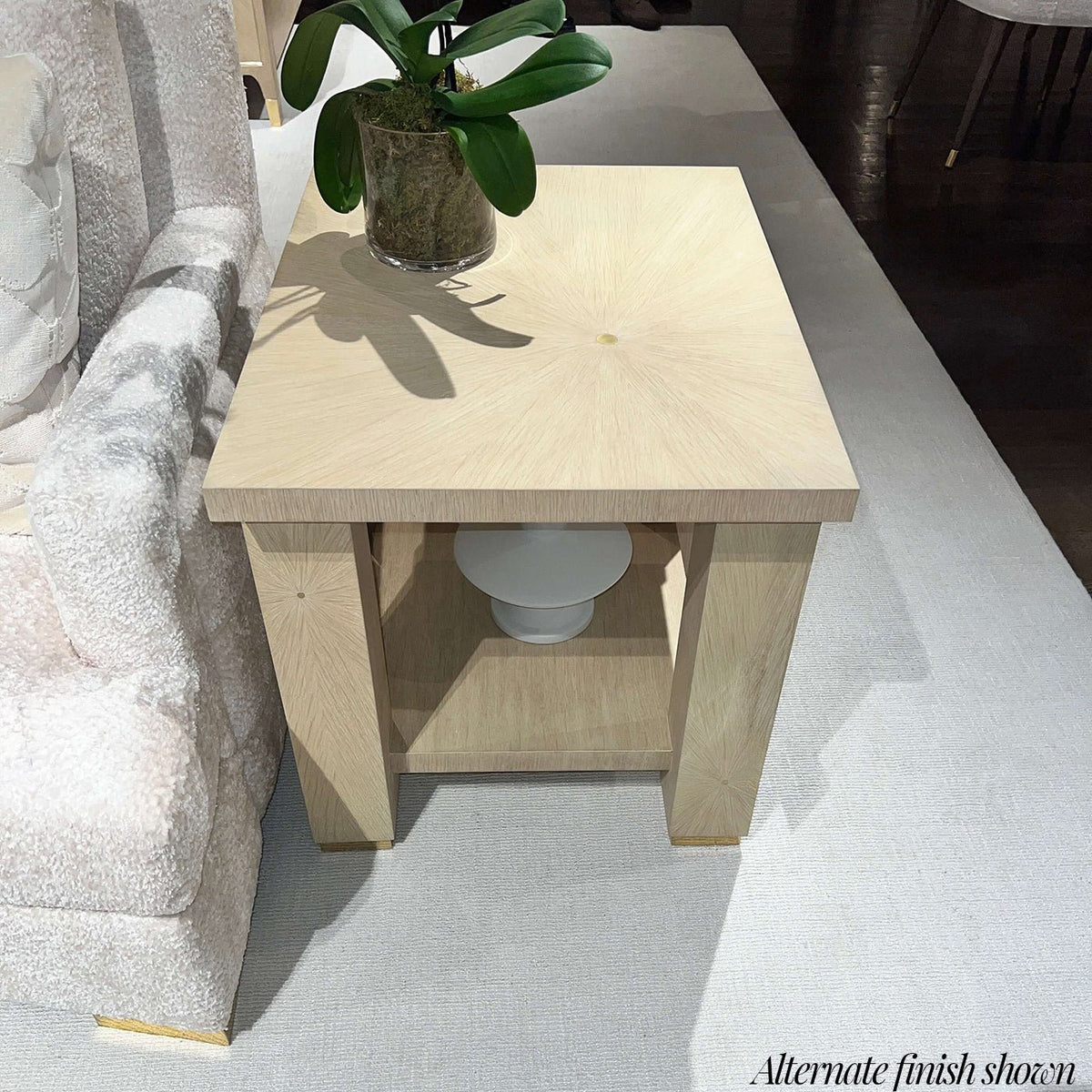 Hollywood Regency Minimalist End Table - English Georgian America