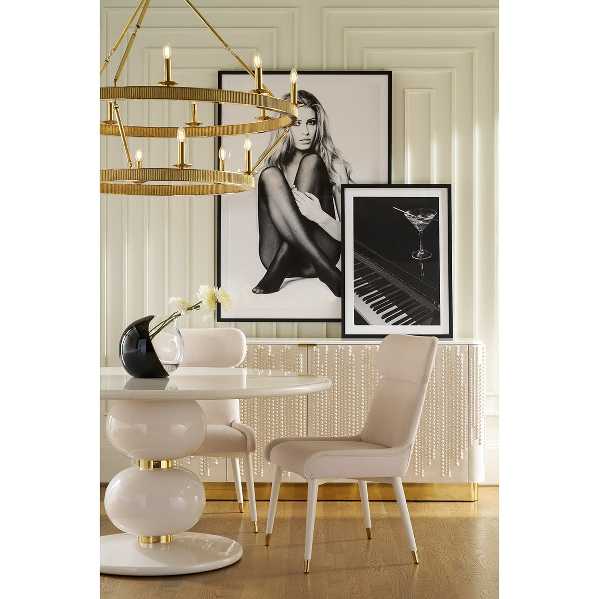 Hollywood Regency Round White Dining Table - English Georgian America