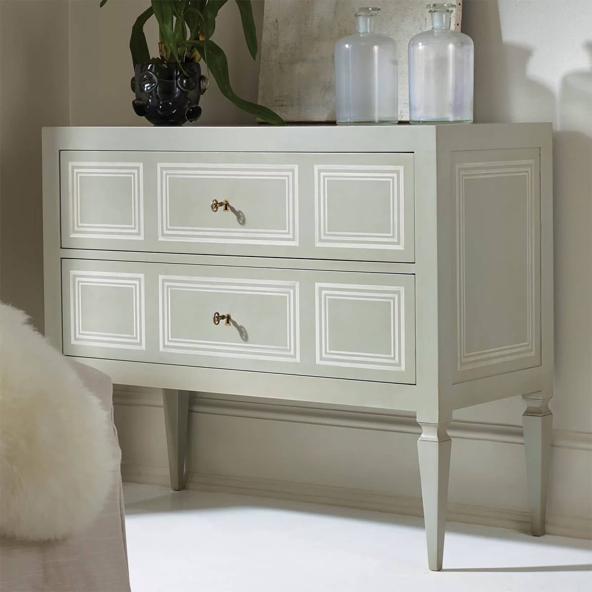 Italian Neo Classic Painted Commode - English Georgian America