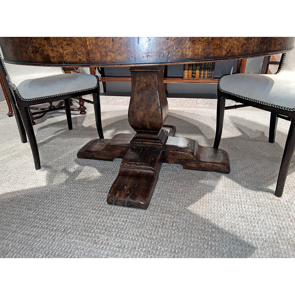Large English Round Extension Dining Table - English Georgian America
