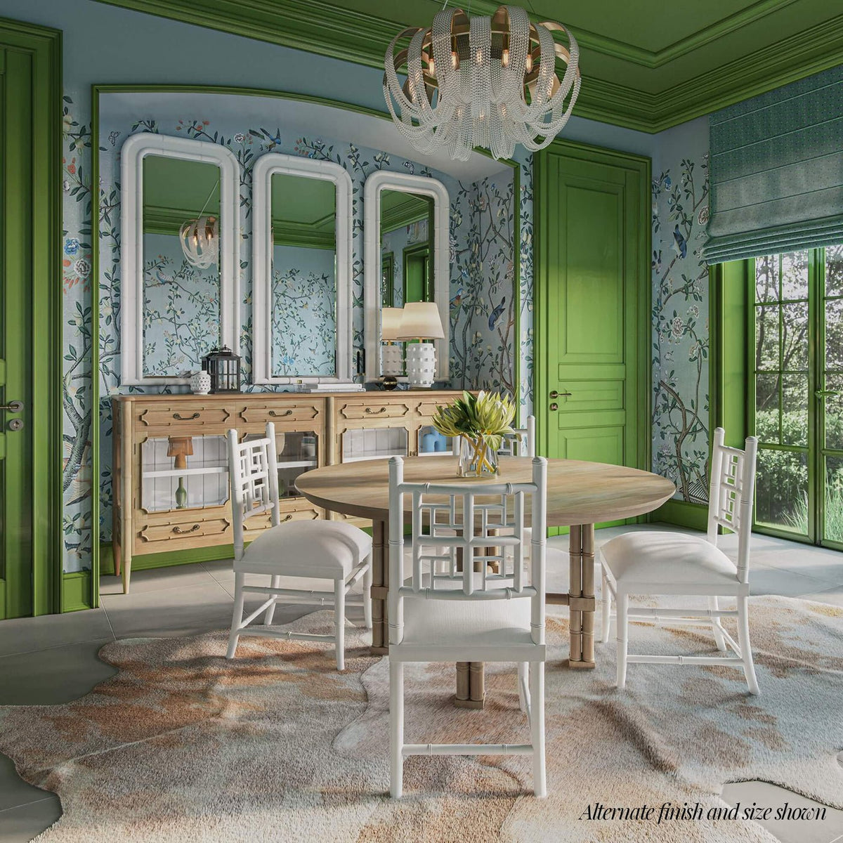 Large Palm Beach Regency Round Dining Table - English Georgian America