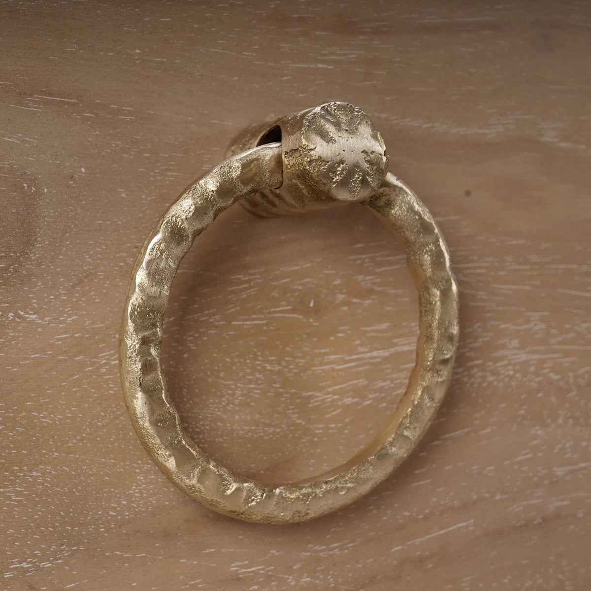 Large Serpentine Dresser - English Georgian America