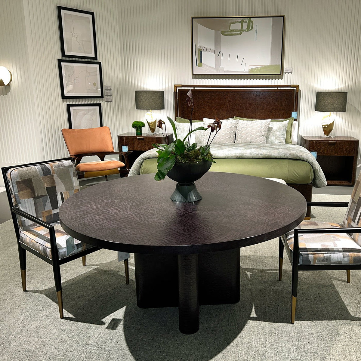 Mid Century Black Burl Round Dining Table - English Georgian America