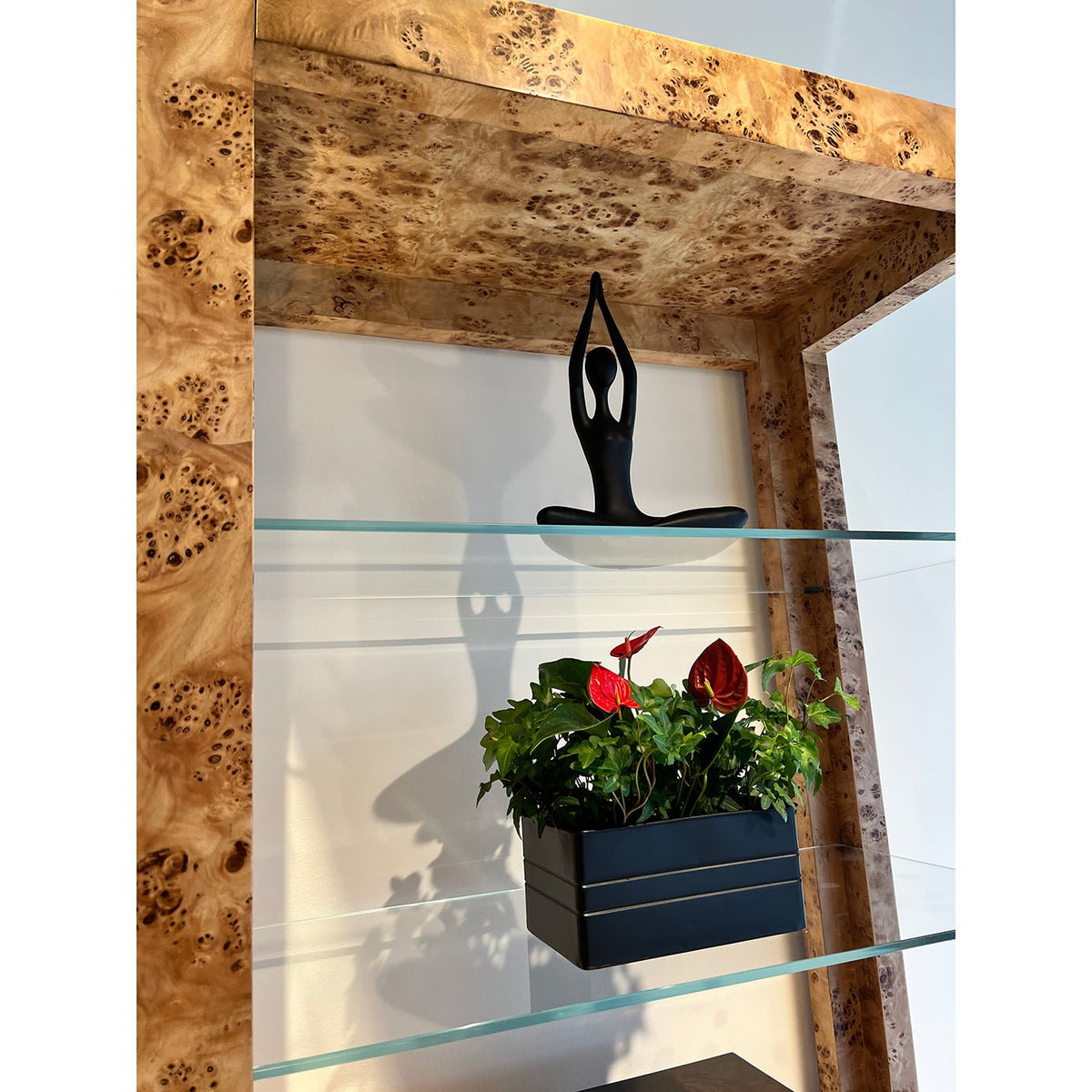 Mid Century Burl Étagère Bookshelf - English Georgian America