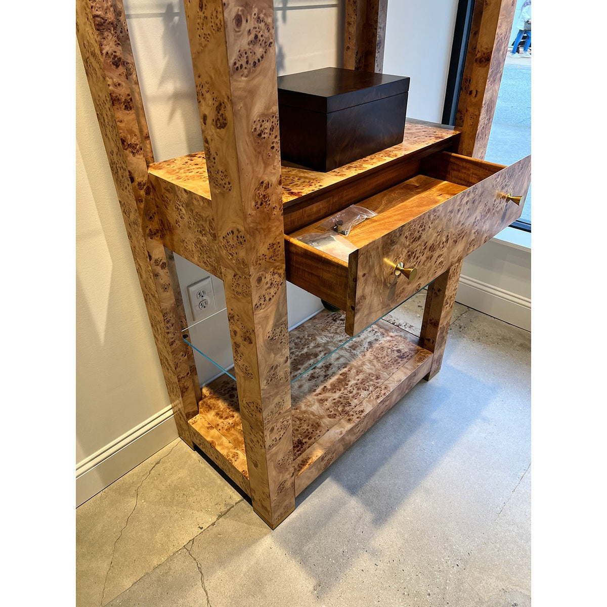 Mid Century Burl Étagère Bookshelf - English Georgian America