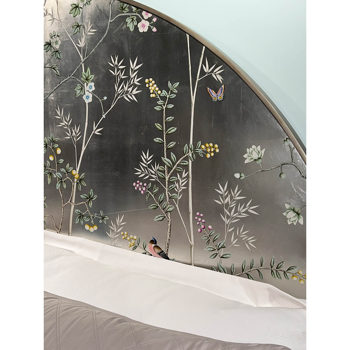 Mid Century Chinoiserie King Bed - English Georgian America