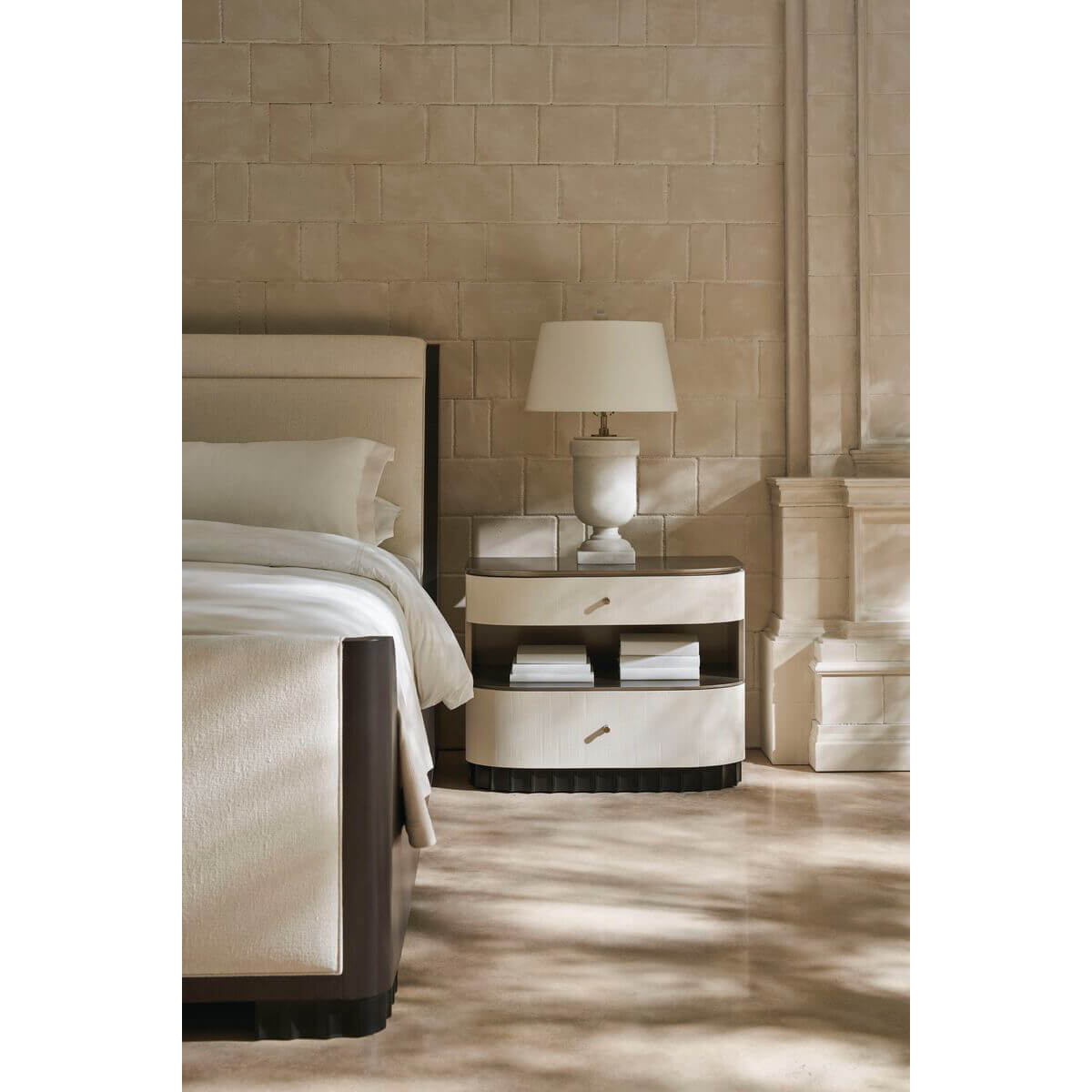 Mid Century King Sleigh Bed - English Georgian America