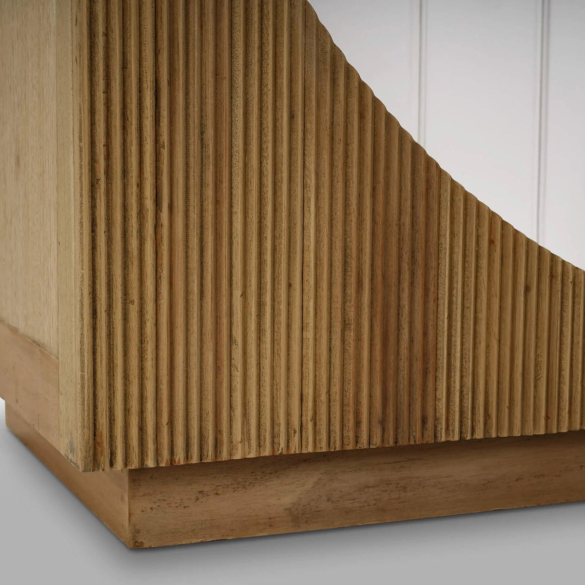 Modern Arched Top Open Bookshelf - English Georgian America