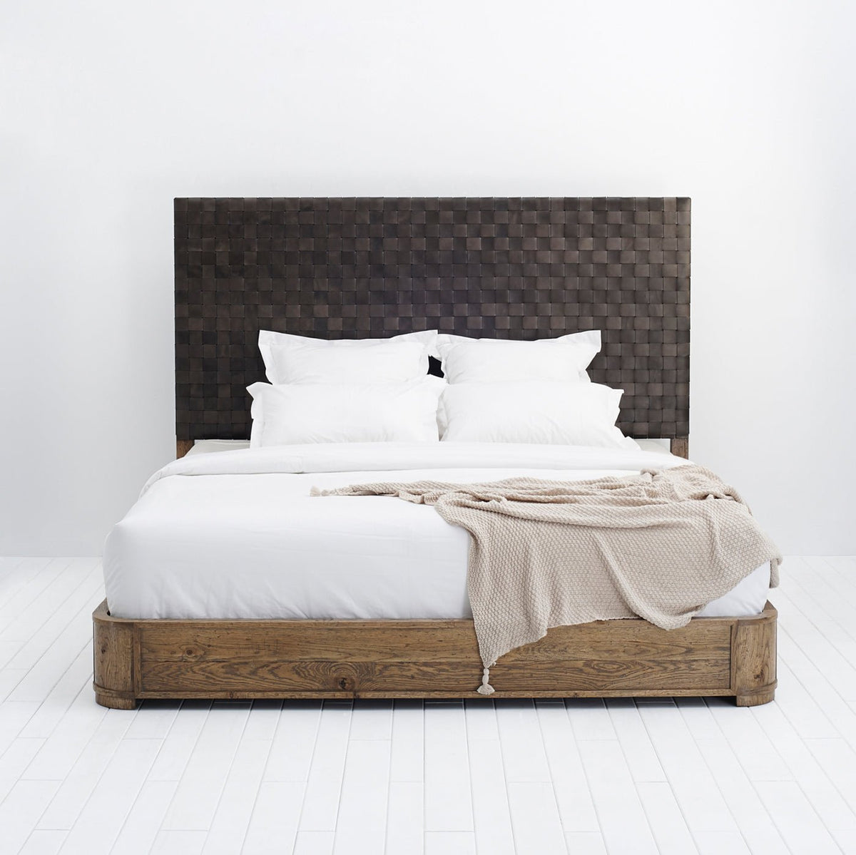 Modern European Chevron California King Bed - English Georgian America