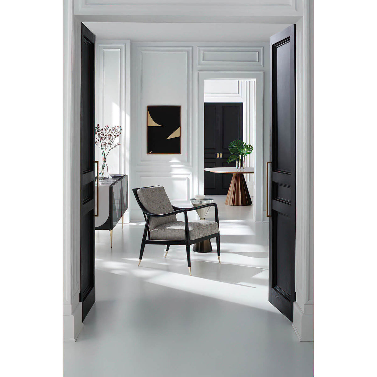 Modern Marble Top Round Dining Table - English Georgian America