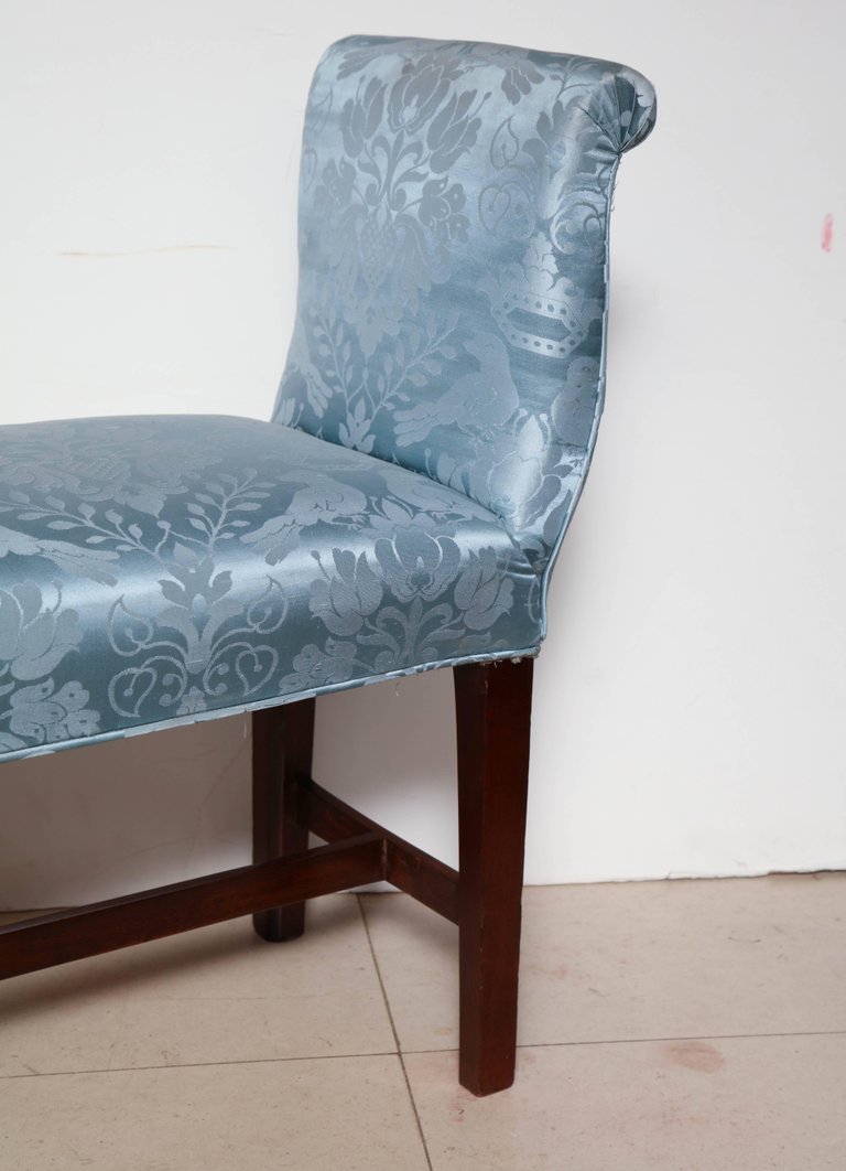 Pair of George III Mahogany Window Benches - English Georgian America