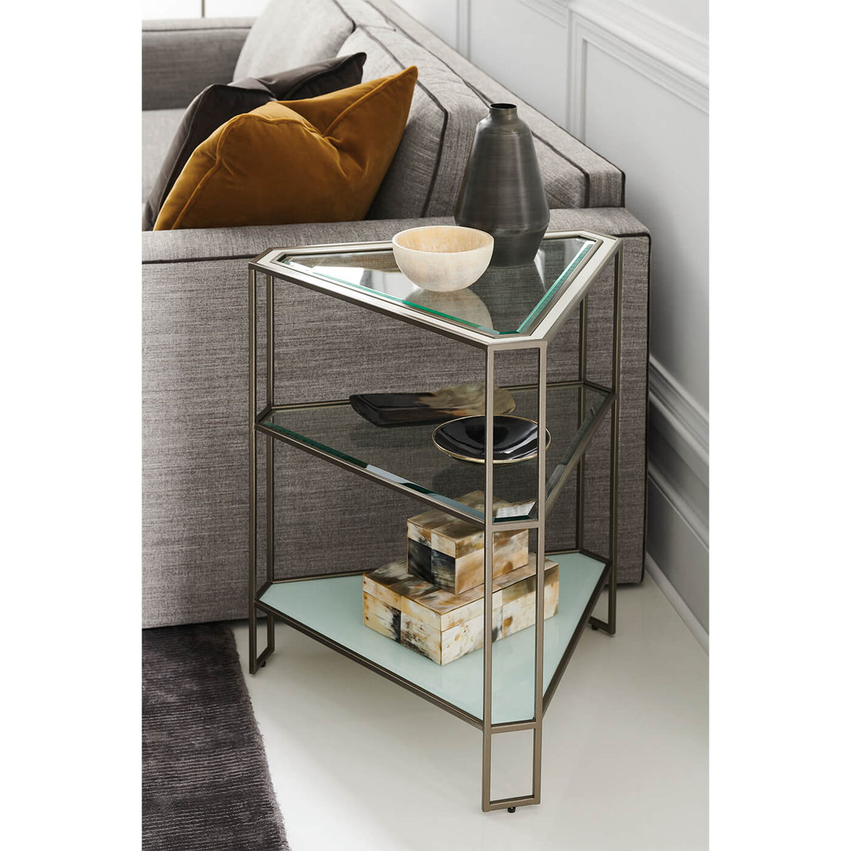 Paris Welt Sofa - English Georgian America