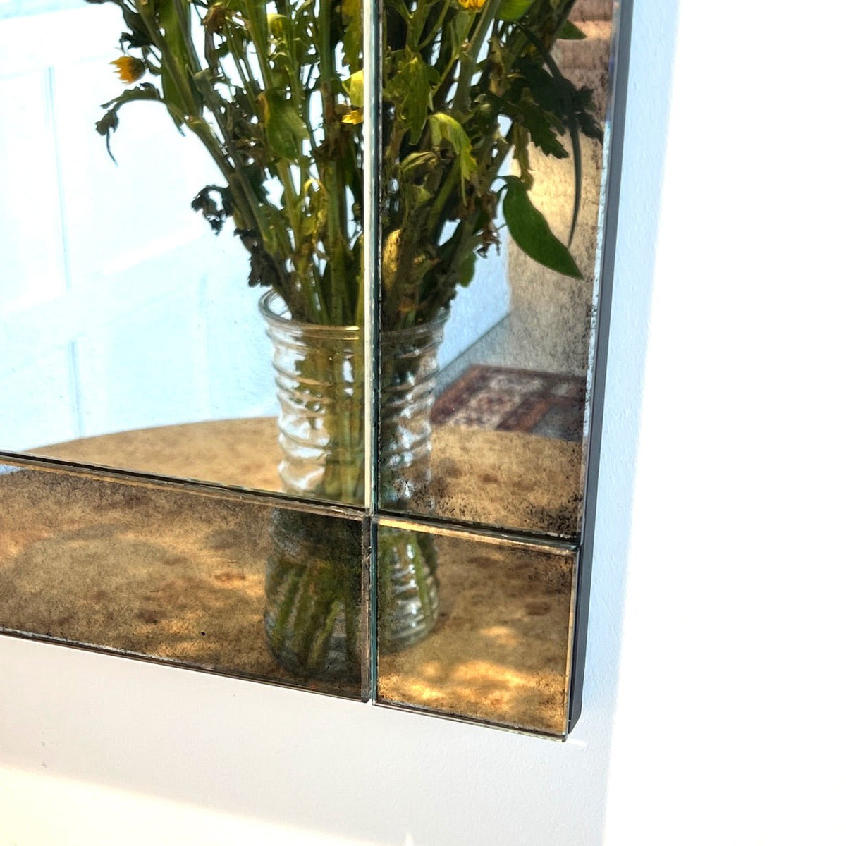 Queen Anne Mirror - English Georgian America