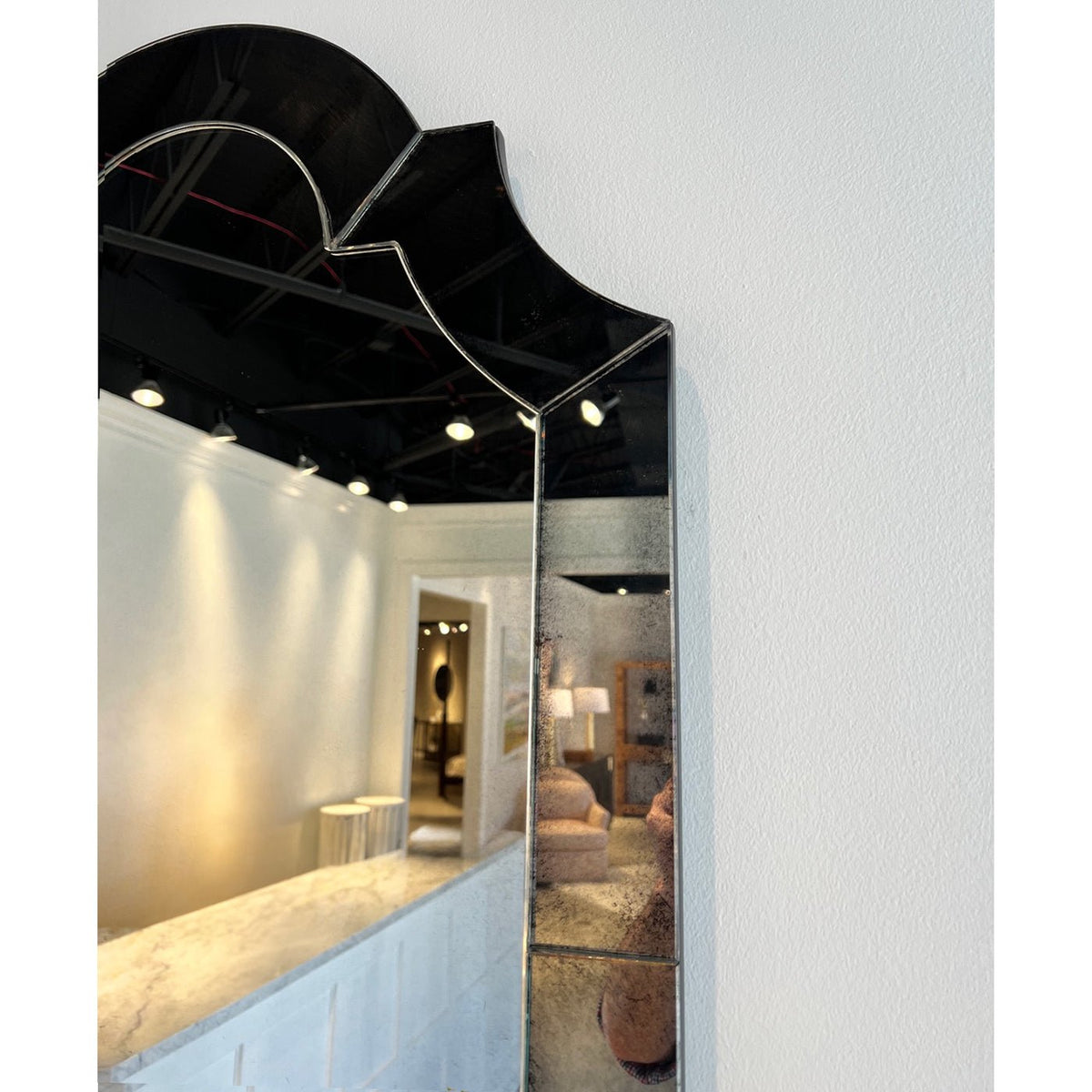 Queen Anne Mirror - English Georgian America