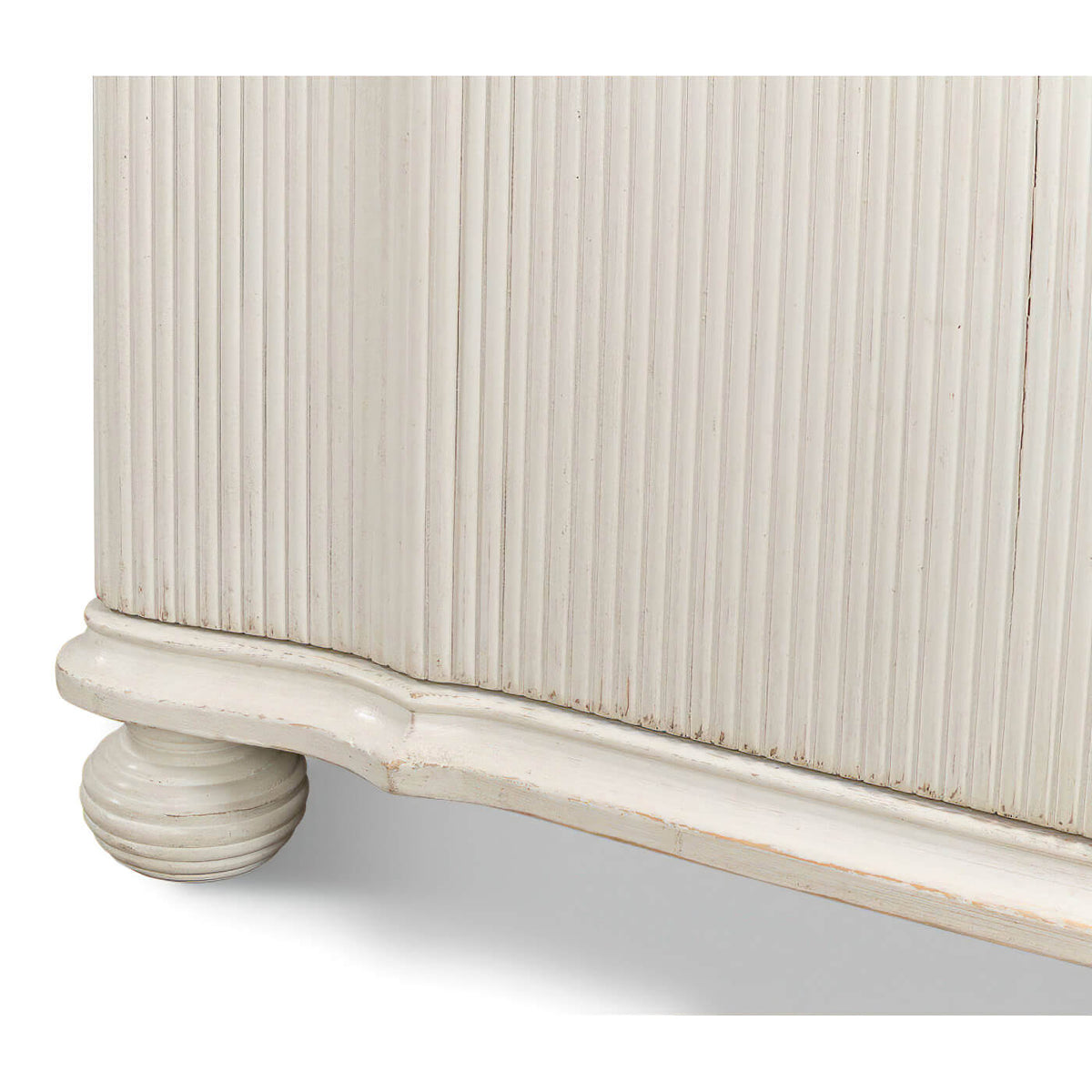 Reeded Antique White Cabinet - English Georgian America