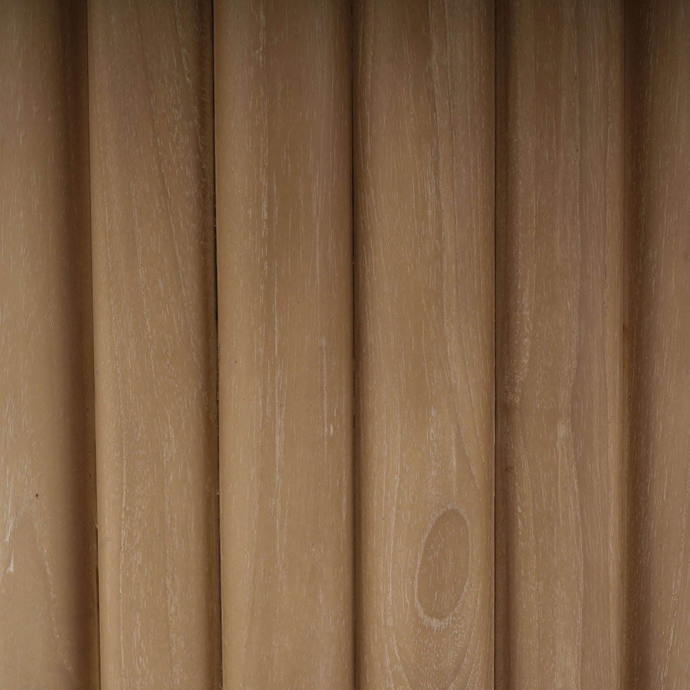 Stunning Ribbed Column 60