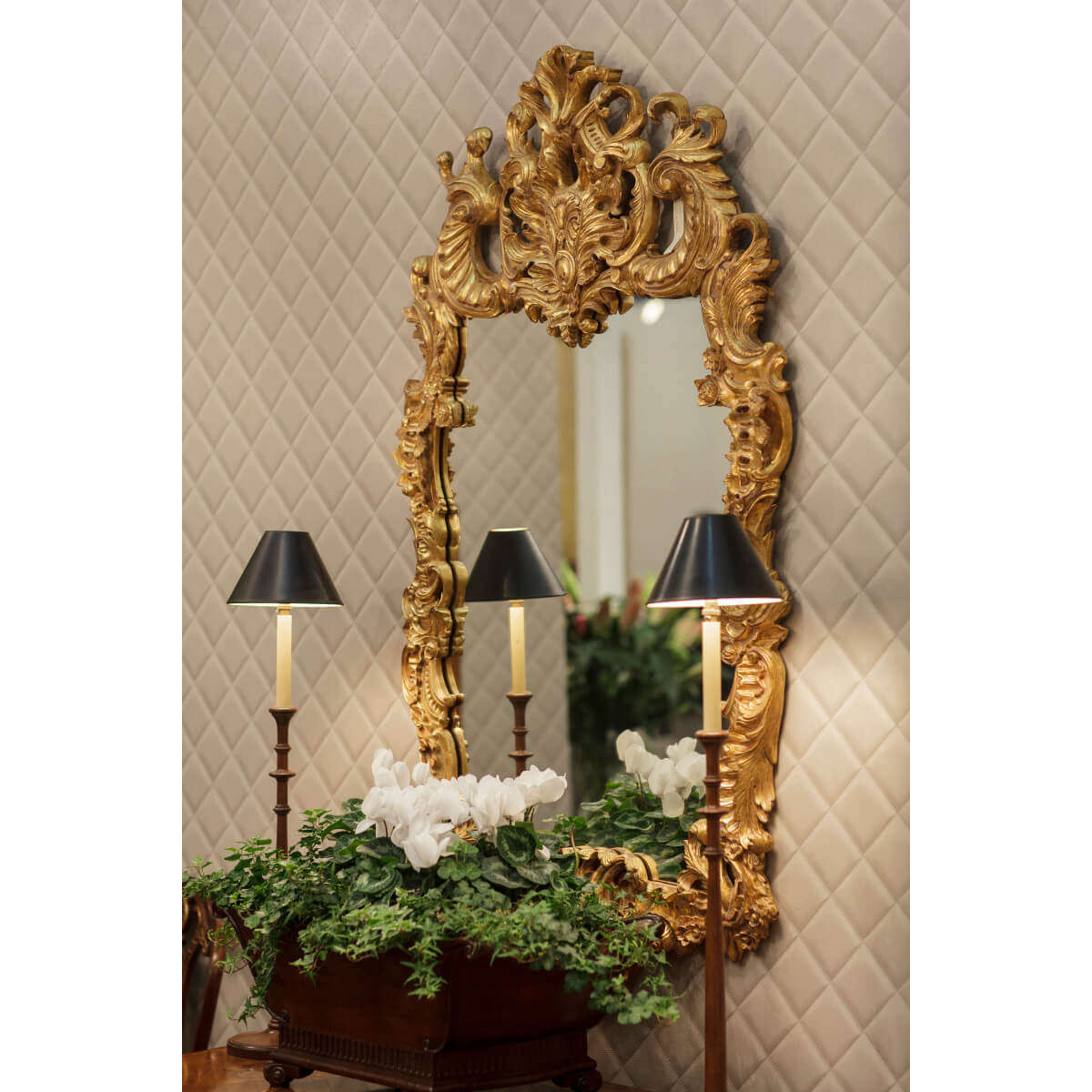 Rococo Carved Giltwood Mirror - English Georgian America