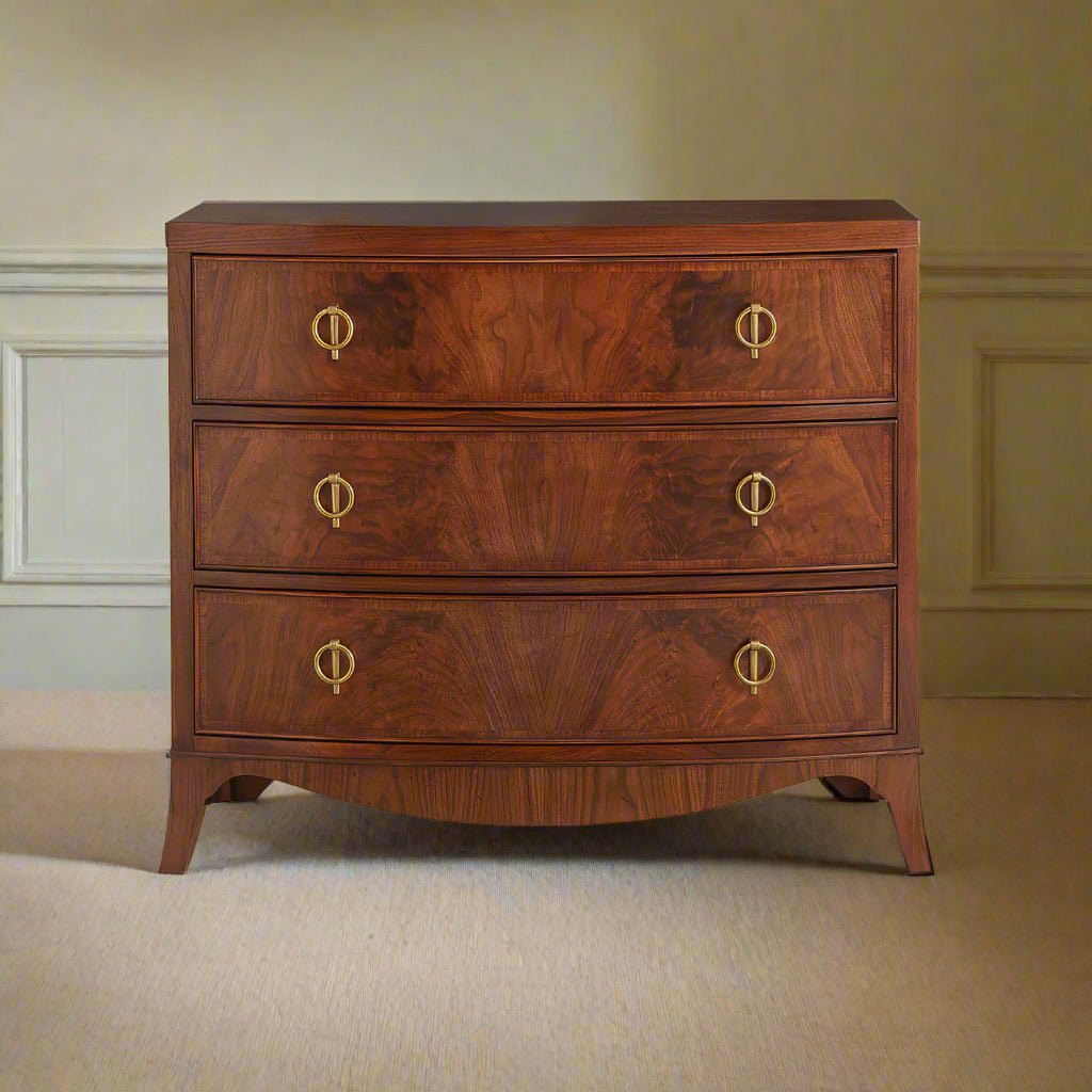 Small English Walnut Chest of Drawers - English Georgian America