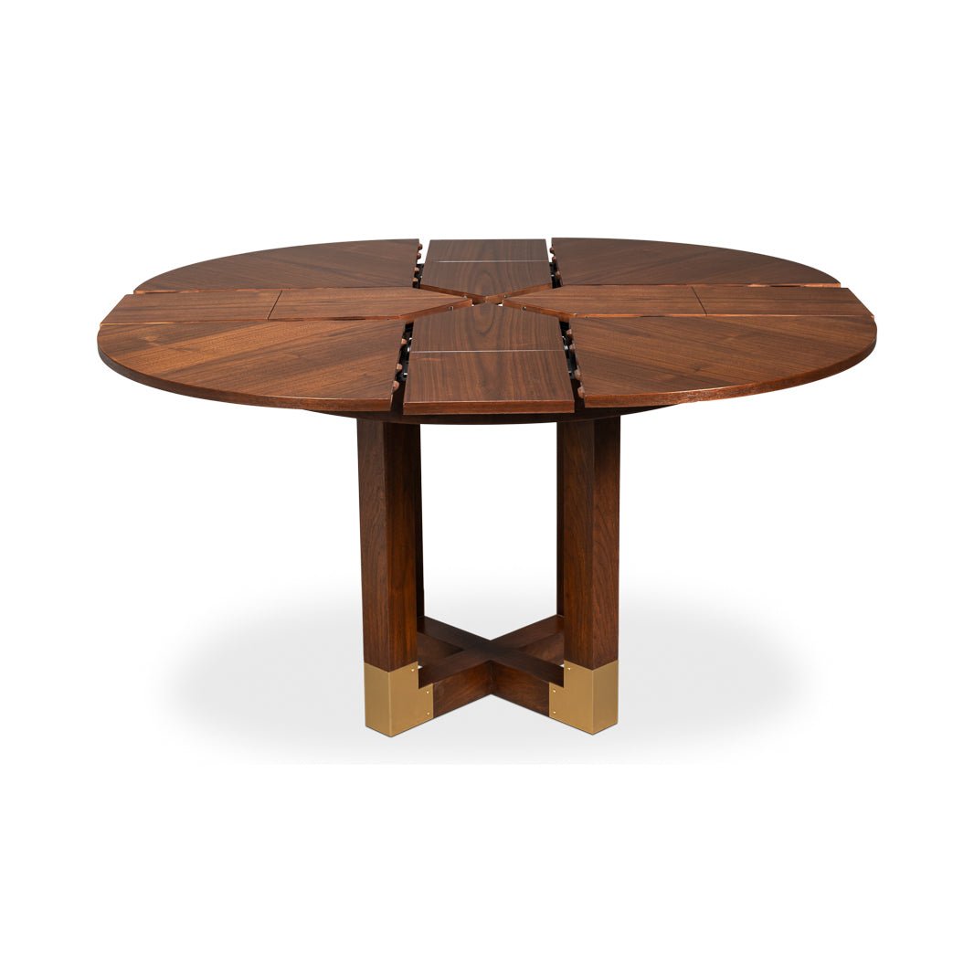 Small Walnut Jupe Dining Table - English Georgian America