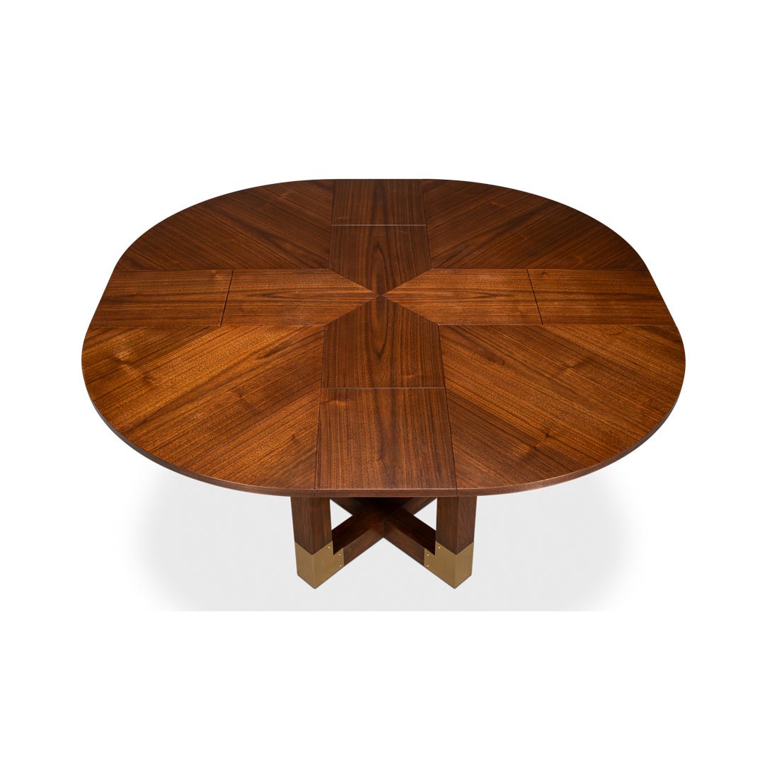 Small Walnut Jupe Dining Table - English Georgian America