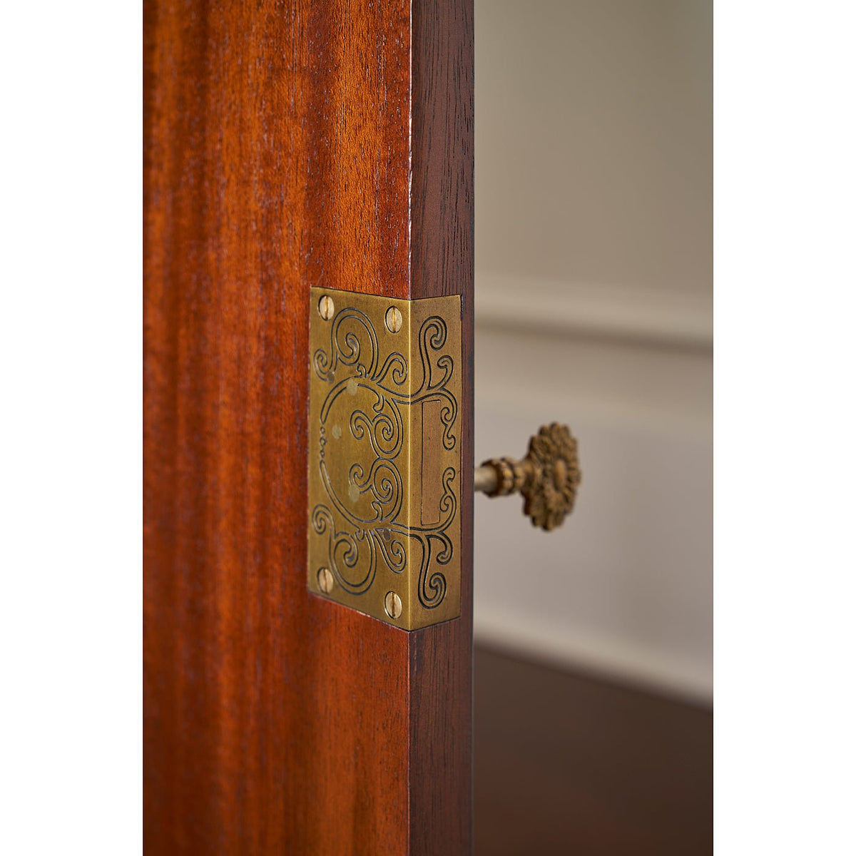 Traditional English Small Sideboard - English Georgian America