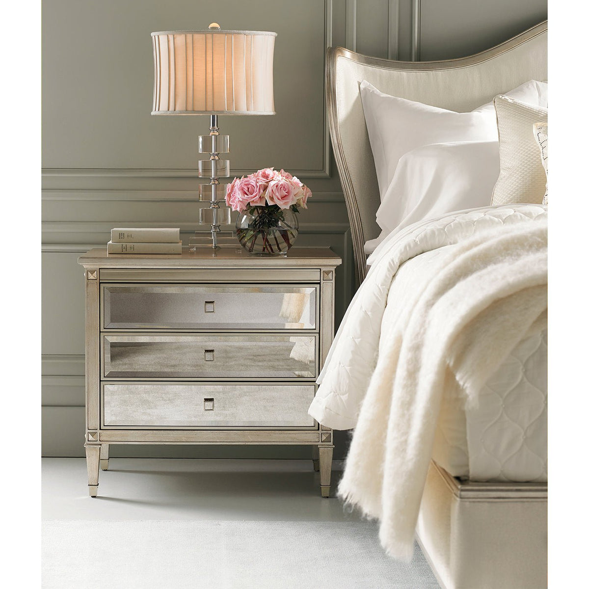 Transitional Style Upholstered King Bed - English Georgian America