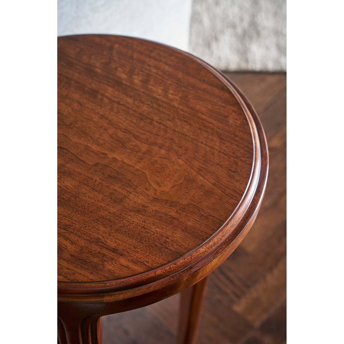 Walnut Art Deco Round Accent Table - English Georgian America