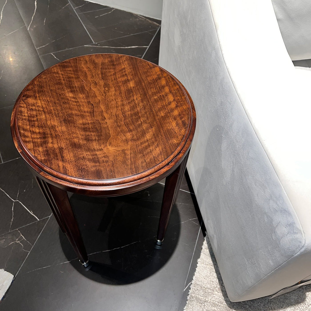 Walnut Art Deco Round Accent Table - English Georgian America