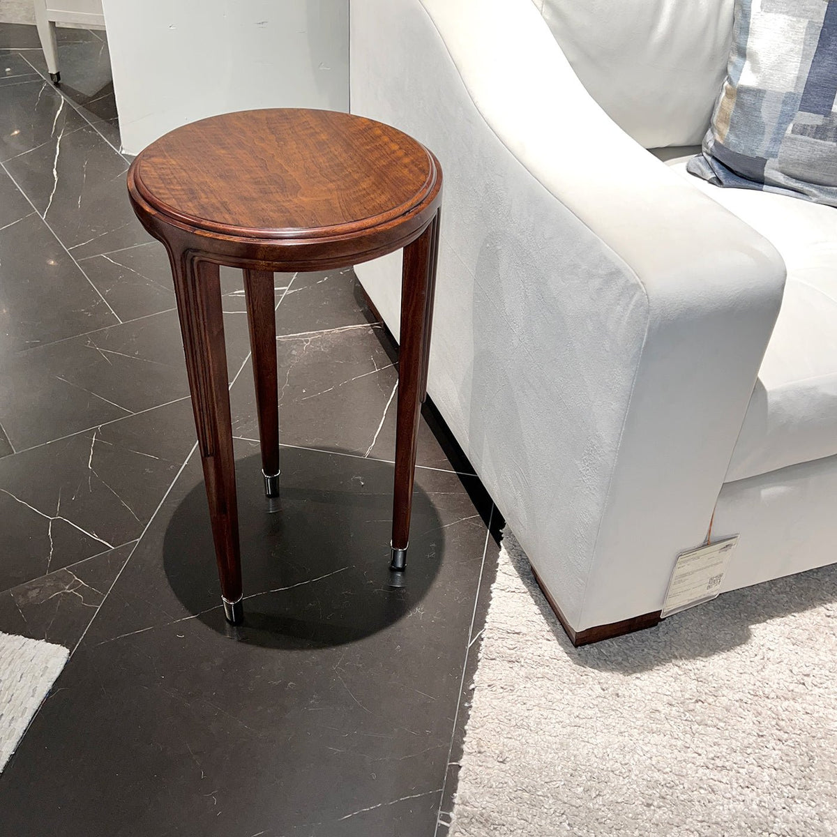 Walnut Art Deco Round Accent Table - English Georgian America