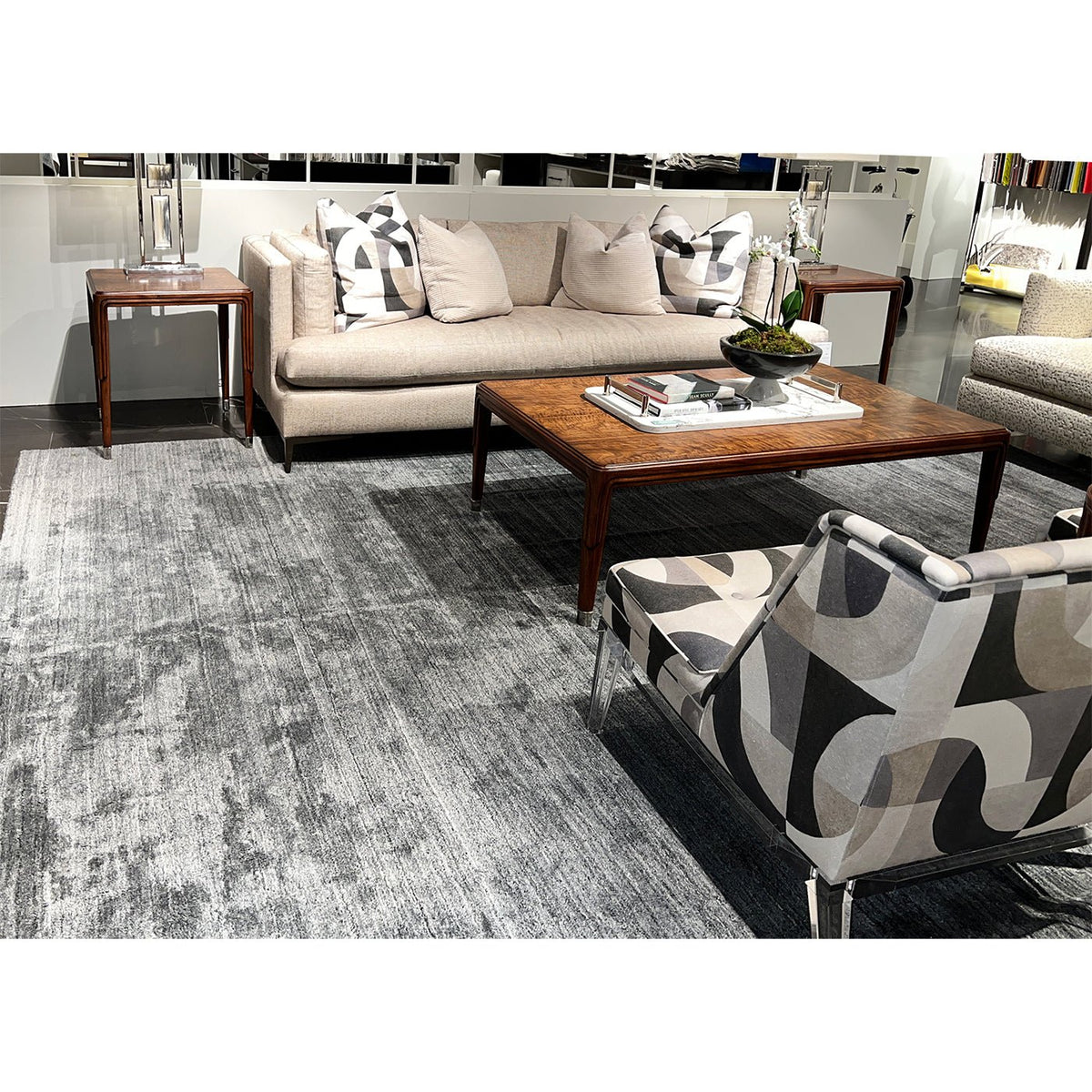 Walnut Art Deco Side Table - English Georgian America