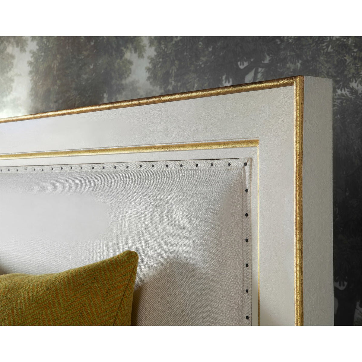 White Painted King Platform Bed - English Georgian America