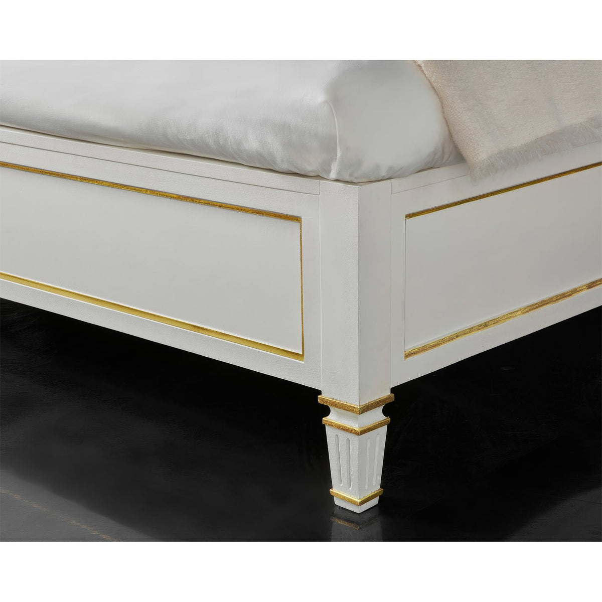 White Painted King Platform Bed - English Georgian America